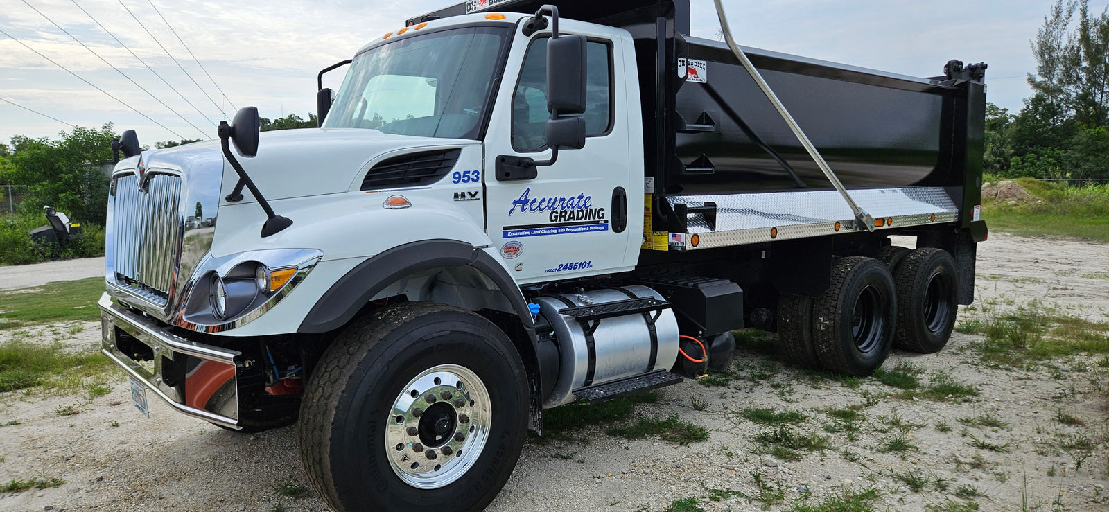 Accurate Grading Dump Truck Lettering 953